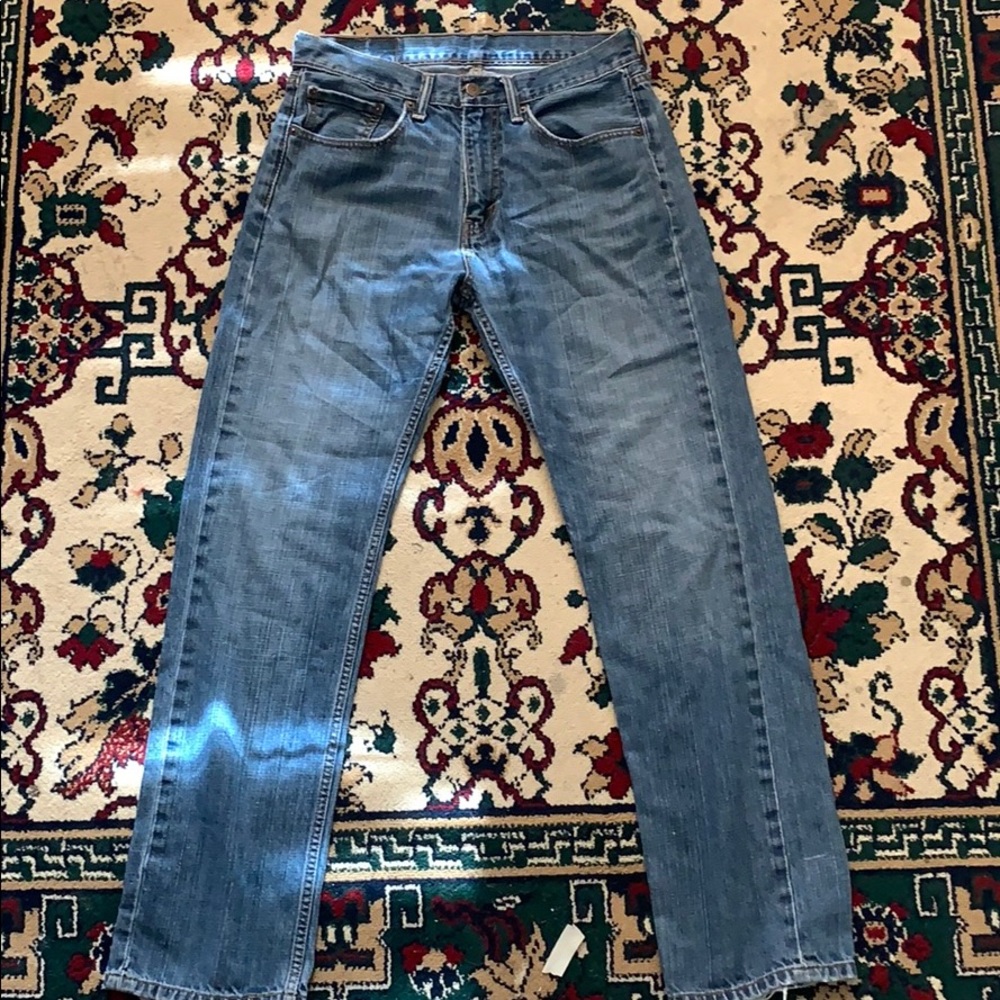 ⚡️ High Waisted Levi’s ⚡️